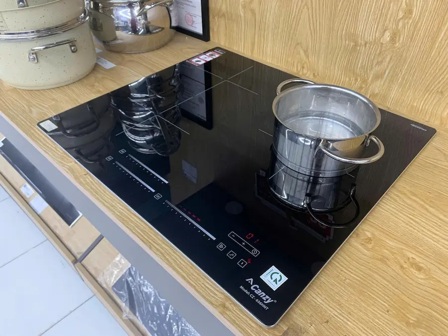 Bếp từ 3 vùng nấu Canzy CZ-656HNT
