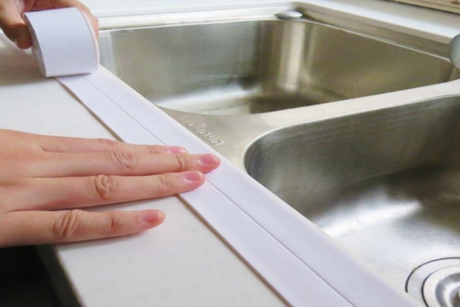 Chậu rửa bát bị rò rỉ nước