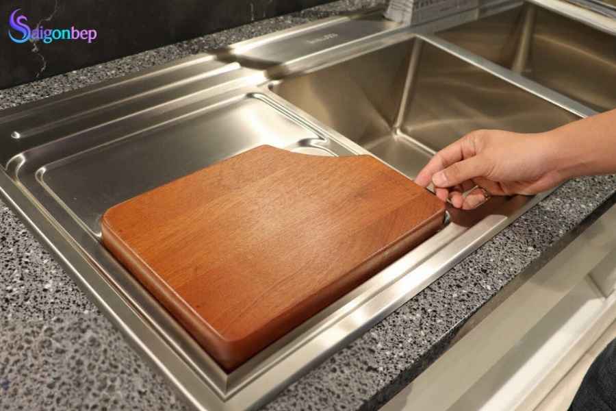 Chậu rửa chén Malloca MS 8816/17