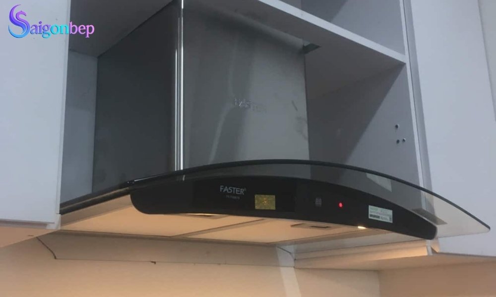 máy hút mùi kính cong