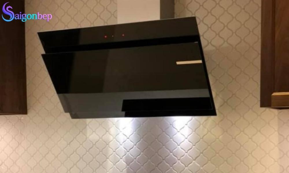 máy hút mùi kính vát