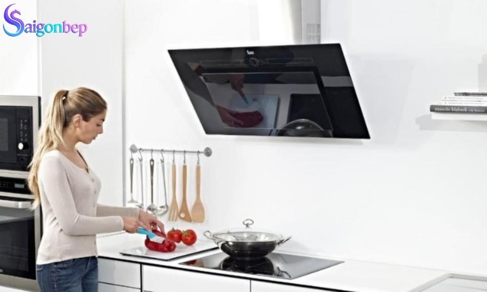 máy hút mùi kính vát