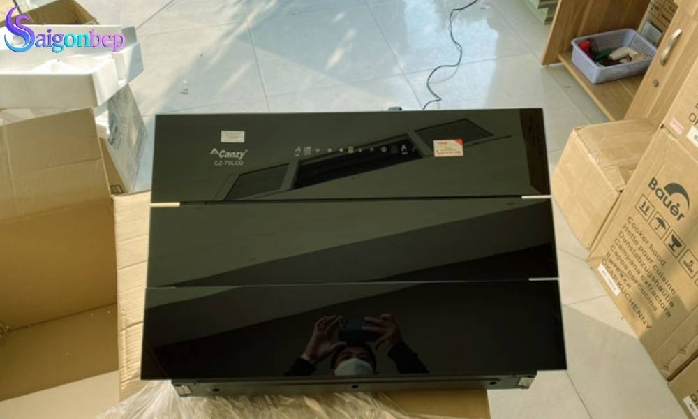 Máy hút mùi Canzy CZ-70LCD
