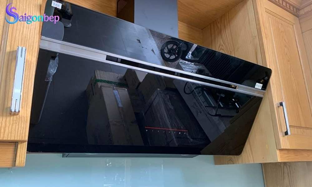 máy hút mùi kính vát