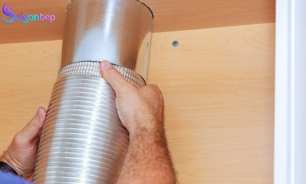 máy hút mùi rò rỉ dầu mỡ