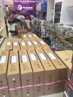 Tết này rộn ràng mua sắm tại Sài Gòn Bếp - Công ty CP Bếp Thái Sơn