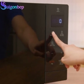 Lò vi sóng màu đen LG MS3032JAS