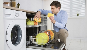 Lỗi E01 thường gặp trên máy rửa chén và cách xử lý