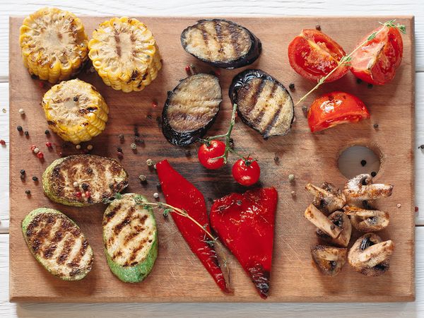 Nướng bằng bếp từ có được không